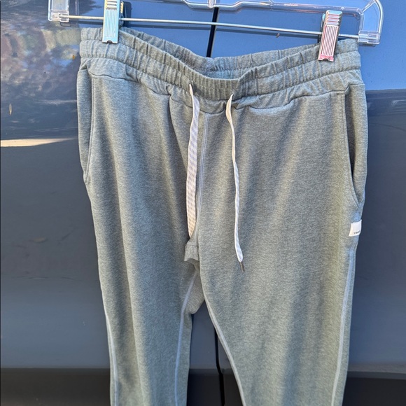Vuori Performance Joggers - Picture 5 of 8